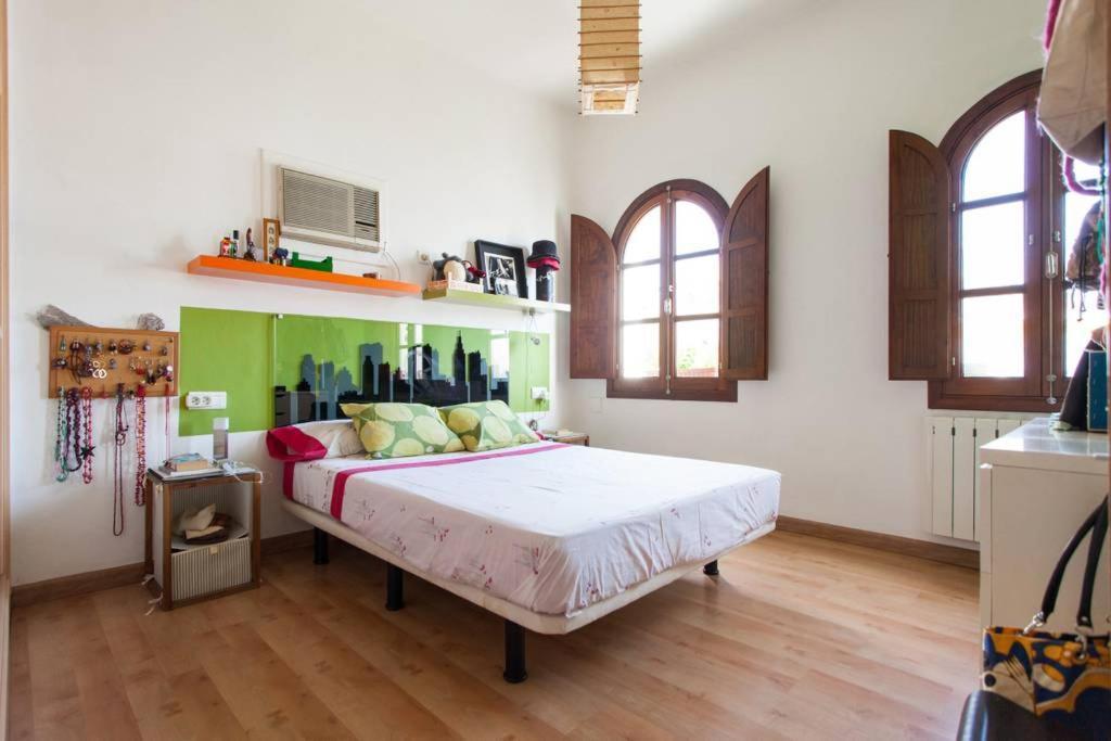 Apartamento A Los Pies Del Alcazar Seville Luaran gambar